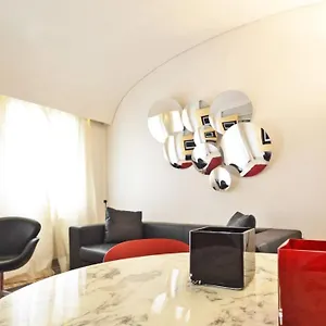  Appartement Ai Bareteri Luxury Canal View